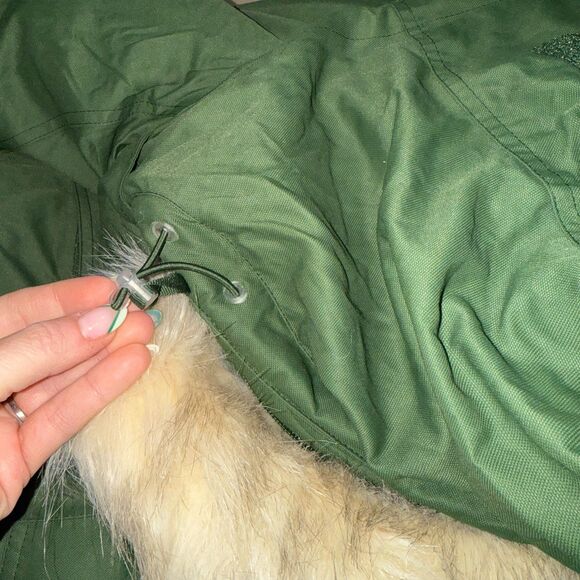 LL Bean Women's Gore-Tex Goose Down Hooded Fur Parka Coat - Forest Green XL - Picture 13 of 16